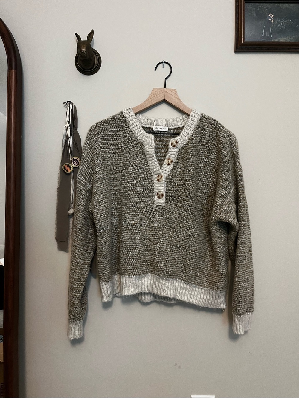 Women’s Knit Sweater with Buttons